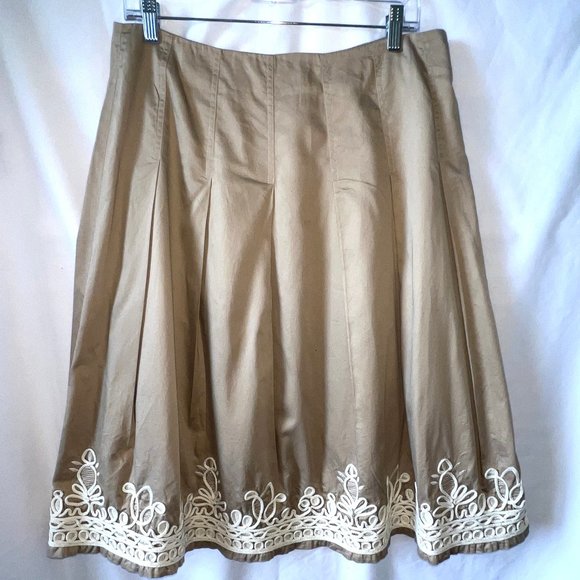 Jones New York Signature Skirt, Beige and Cream, Size 12, Excellent Condition! - Picture 10 of 13